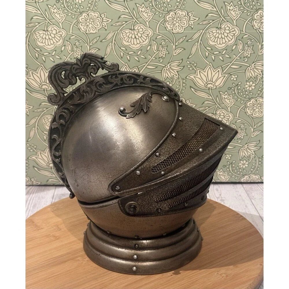 N/A vintage medieval
